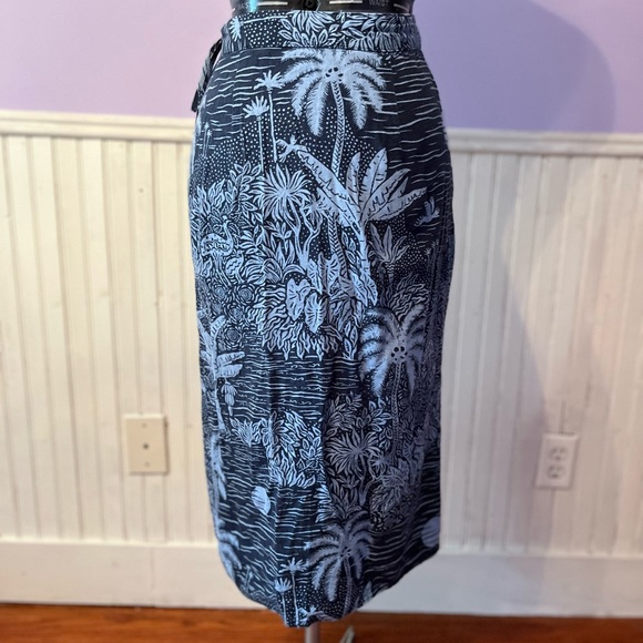 100% Linen Wrap Skirt - Picture 3 of 9